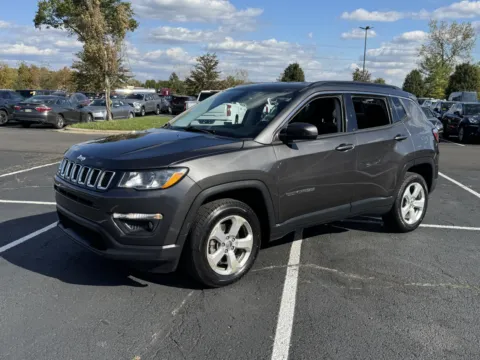 More photos of 2018 Jeep Compass Latitude at Auto Boutique Ohio, OH