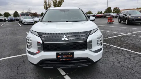 Another view of 2024 Mitsubishi Outlander ES for sale in Columbus, OH at Auto Boutique Ohio