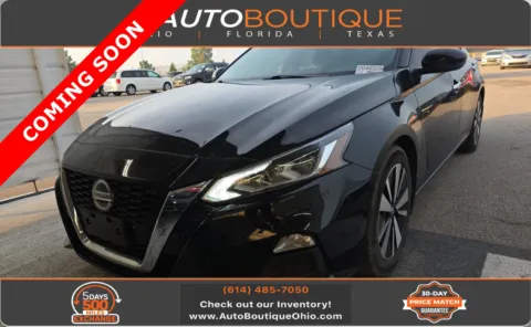 Black 2022 Nissan Altima 2.5 SV for sale in Columbus, OH