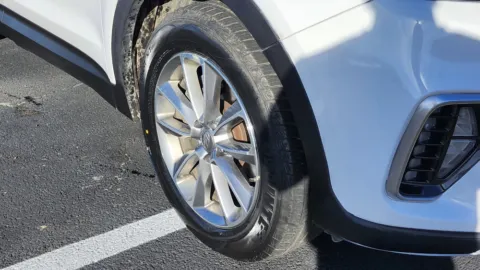 More photos of 2017 Hyundai Santa Fe SE at Auto Boutique Ohio, OH