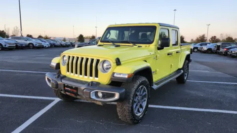More photos of 2023 Jeep Gladiator Overland at Auto Boutique Ohio, OH