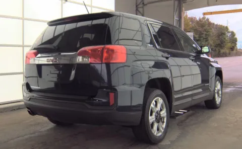 More photos of 2017 GMC Terrain SLE at Auto Boutique Ohio, OH