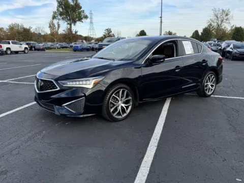 More photos of 2020 Acura ILX w/Technology Pkg at Auto Boutique Ohio, OH