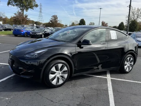 More photos of 2024 Tesla Model Y at Auto Boutique Ohio, OH