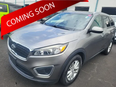 Silver 2016 Kia Sorento LX for sale in Columbus, OH