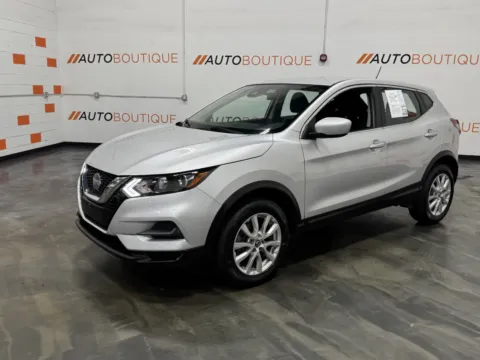 More photos of 2021 Nissan Rogue Sport S at Auto Boutique Ohio, OH