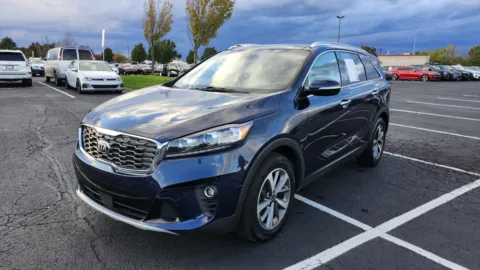 More photos of 2019 Kia Sorento EX V6 at Auto Boutique Ohio, OH