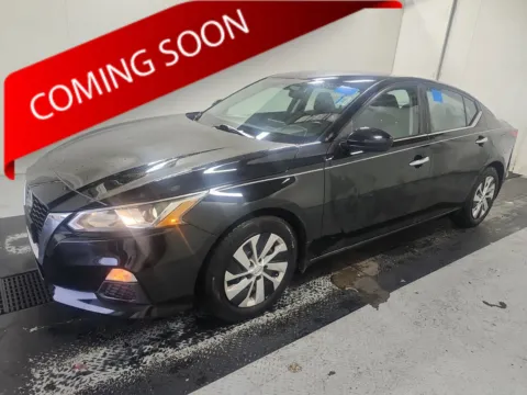Black 2020 Nissan Altima 2.5 S for sale in Columbus, OH