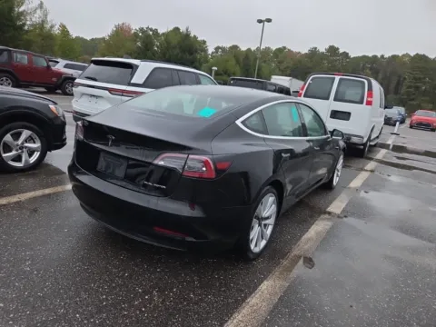More photos of 2019 Tesla Model 3 Long Range at Auto Boutique Ohio, OH
