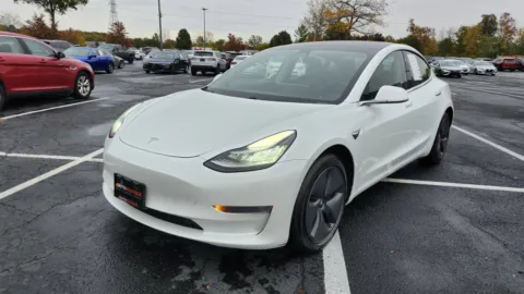 More photos of 2019 Tesla Model 3 Standard Range Plus at Auto Boutique Ohio, OH