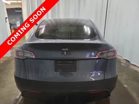 More photos of 2023 Tesla Model Y Long Range at Auto Boutique Ohio, OH