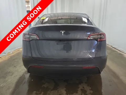 More photos of 2023 Tesla Model Y Long Range at Auto Boutique Ohio, OH