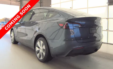 More photos of 2023 Tesla Model Y at Auto Boutique Ohio, OH