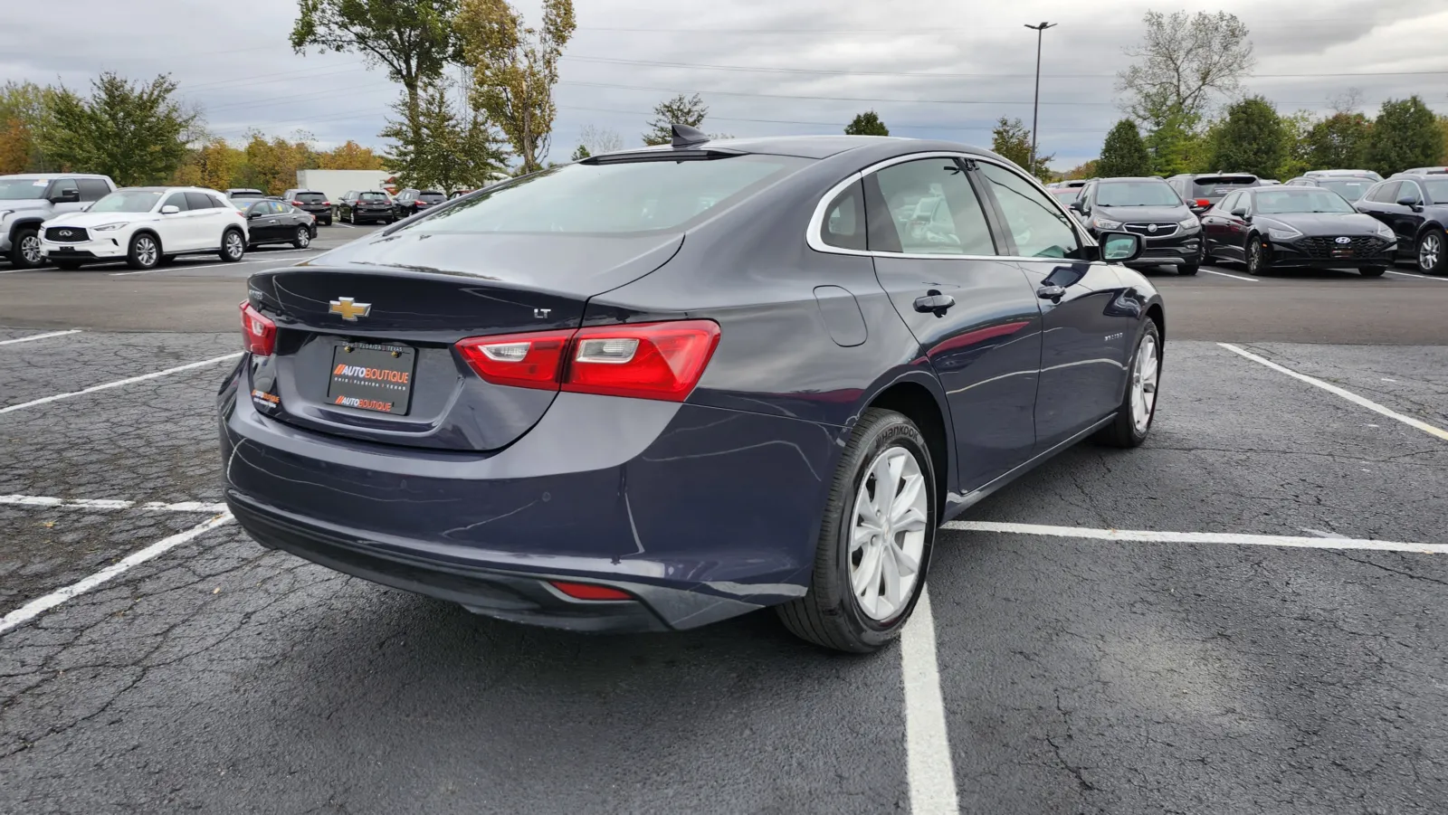2025 Chevrolet Malibu 1LT - Photo 11