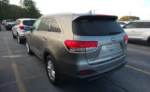 Another view of 2018 Kia Sorento LX for sale in Columbus, OH at Auto Boutique Ohio