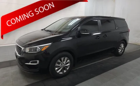 Black 2020 Kia Sedona L for sale in Columbus, OH