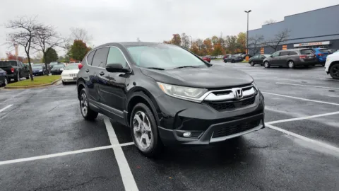 More photos of 2018 Honda CR-V EX at Auto Boutique Ohio, OH