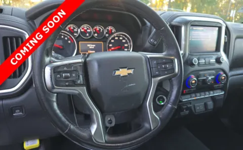 More photos of 2021 Chevrolet Silverado 1500 LT at Auto Boutique Ohio, OH