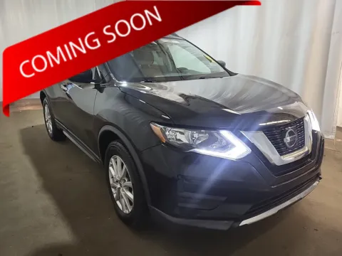 Black 2019 Nissan Rogue SV for sale in Columbus, OH