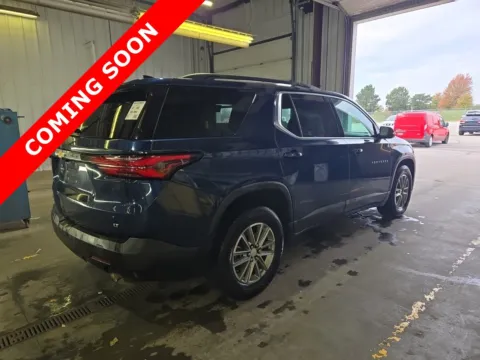 More photos of 2023 Chevrolet Traverse LT Cloth at Auto Boutique Ohio, OH