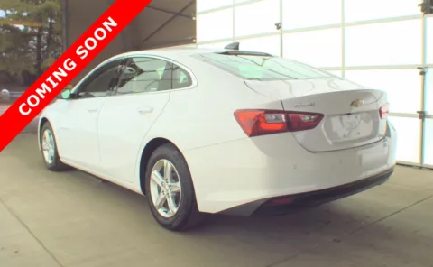 More photos of 2022 Chevrolet Malibu LS at Auto Boutique Ohio, OH