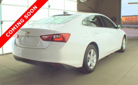More photos of 2022 Chevrolet Malibu LS at Auto Boutique Ohio, OH