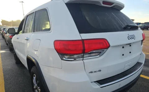 More photos of 2016 Jeep Grand Cherokee Limited at Auto Boutique Ohio, OH