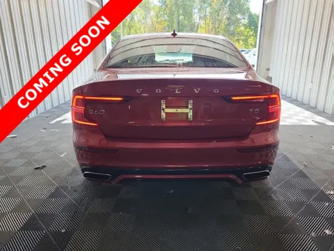 More photos of 2021 Volvo S60 Momentum at Auto Boutique Ohio, OH