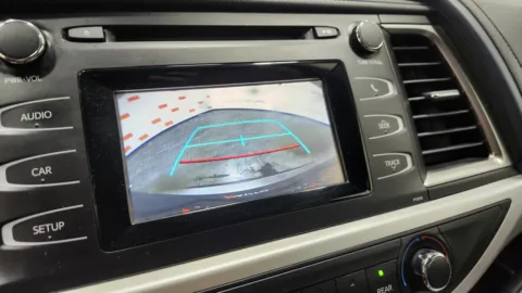 Photos of 2019 Toyota Highlander LE for sale in Columbus, OH at Auto Boutique Ohio