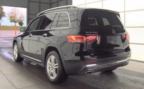 More photos of 2020 Mercedes-Benz GLB 250 at Auto Boutique Ohio, OH