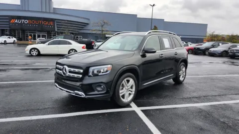 More photos of 2020 Mercedes-Benz GLB 250 at Auto Boutique Ohio, OH