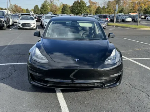 More photos of 2023 Tesla Model 3 at Auto Boutique Ohio, OH