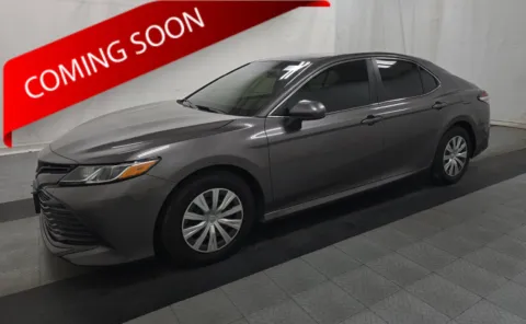 Gray 2018 Toyota Camry L for sale in Columbus, OH