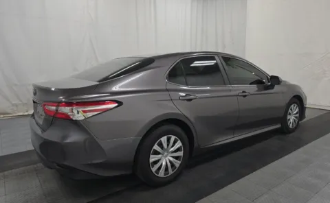 More photos of 2018 Toyota Camry L at Auto Boutique Ohio, OH