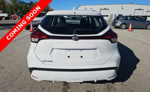 More photos of 2022 Nissan Kicks S at Auto Boutique Ohio, OH