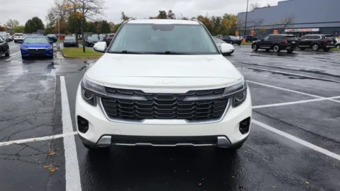 Another view of 2024 Kia Seltos S for sale in Columbus, OH at Auto Boutique Ohio