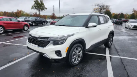 More photos of 2024 Kia Seltos S at Auto Boutique Ohio, OH