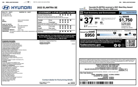 More photos of 2022 Hyundai Elantra SE at Auto Boutique Ohio, OH