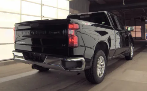 Another view of 2019 Chevrolet Silverado 1500 LT for sale in Columbus, OH at Auto Boutique Ohio