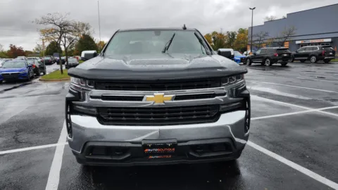 Another view of 2019 Chevrolet Silverado 1500 LT for sale in Columbus, OH at Auto Boutique Ohio