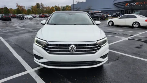 Another view of 2021 Volkswagen Jetta SEL for sale in Columbus, OH at Auto Boutique Ohio