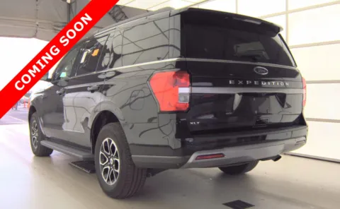 More photos of 2024 Ford Expedition XLT at Auto Boutique Ohio, OH