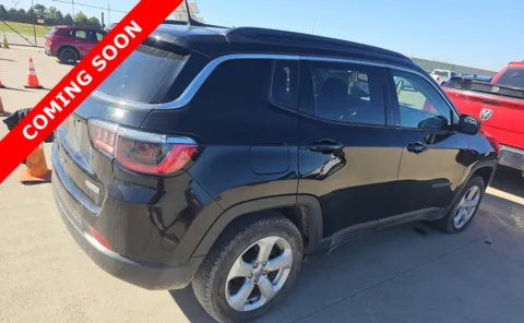 More photos of 2021 Jeep Compass Latitude at Auto Boutique Ohio, OH