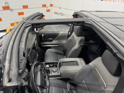 More photos of 2023 GMC HUMMER EV Pickup 3X at Auto Boutique Ohio, OH