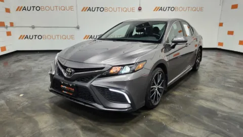 More photos of 2024 Toyota Camry SE at Auto Boutique Ohio, OH