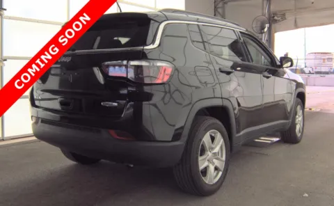 More photos of 2022 Jeep Compass Latitude at Auto Boutique Ohio, OH