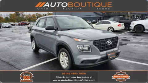 Gray 2021 Hyundai Venue SE for sale in Columbus, OH