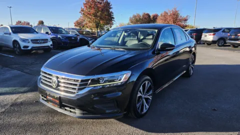More photos of 2021 Volkswagen Passat 2.0T SE at Auto Boutique Ohio, OH