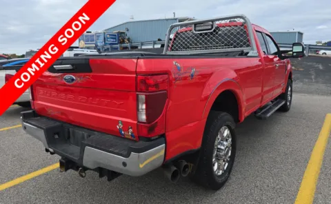 More photos of 2022 Ford Super Duty F-350 SRW LARIAT at Auto Boutique Ohio, OH