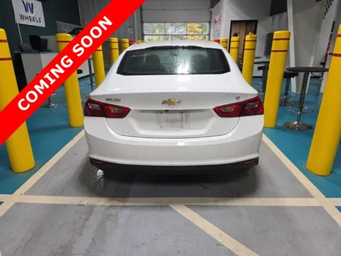 More photos of 2023 Chevrolet Malibu LT at Auto Boutique Ohio, OH
